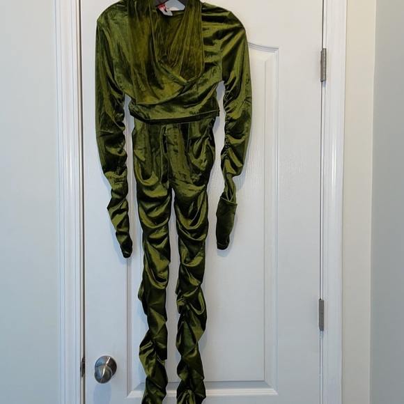 NWT Gsuwoo 2 piece velour suit size - M - Picture 7 of 12